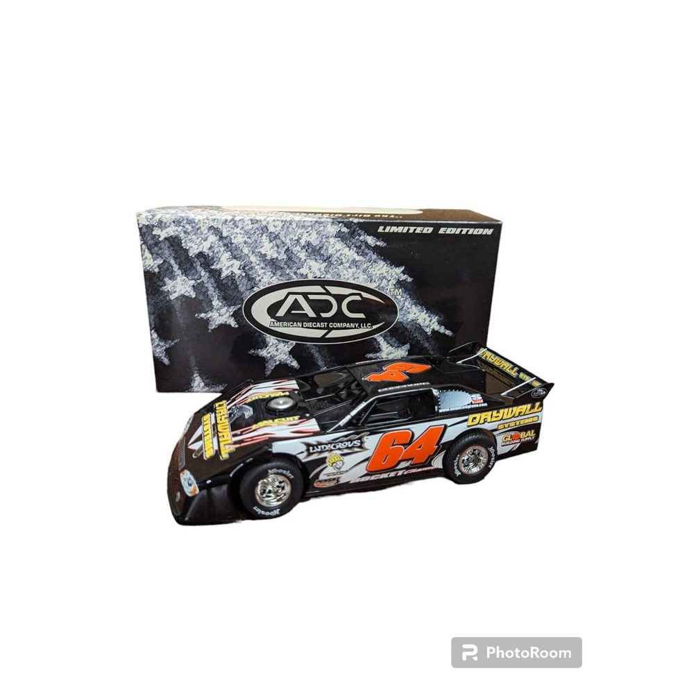 1/24 ADC 2007 #64 Sean Cosgrove Drywall Systems White Series Dirt Late Model COA